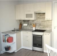 Кухонный гарнитур Лариса прайм 2 ширина 130*210 см цвет латте/белый/кантри, угловая,с ящиками,подъемной дверкой