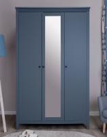 Шкаф распашной САГА трехдверный Темно-бирюзовый с зеркалом, ширина 132 см, с полками и штангой, трехстворчатый