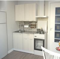 Кухонный гарнитур Лариса лайт 1 ширина 120 см цвет латте/бел/кантри прямая с выдвижными ящиками,