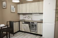 Кухонный гарнитур Равенна прайм 400 1100*2000, Цвет Дуб браун, ширина 110 см * 200 см, с навечными шкафами, с выдвижными ящиками, с тумбой под мойку